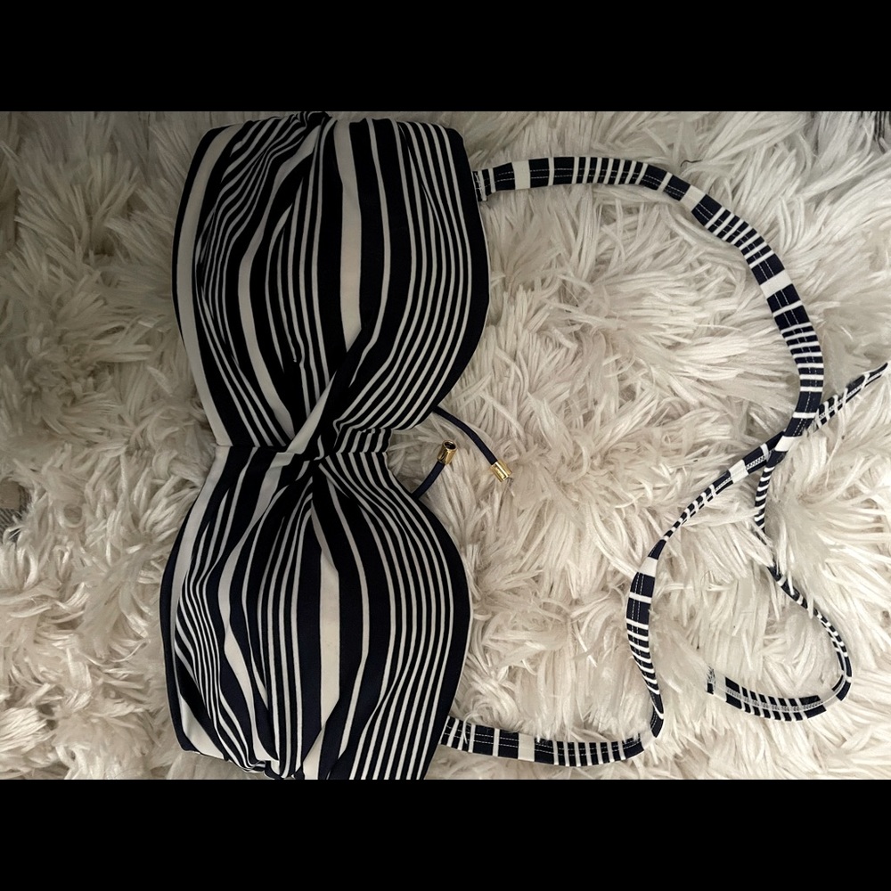 Victoria Secret bikini top halter